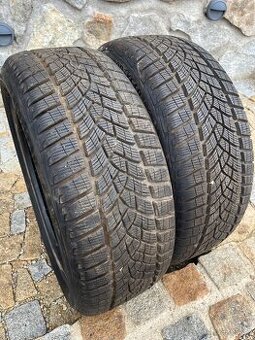 Zimní pneu 215/50 R 18