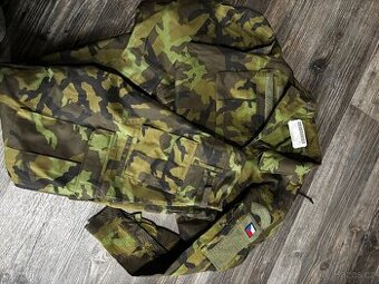 Armádní oblečení