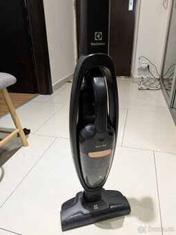 Electrolux Well Q6 cierny