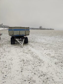 Přívěs nákladní