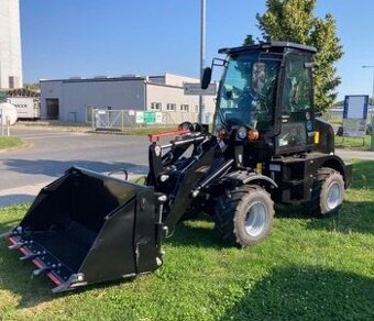 kloubový nakladač, kloubak, čelní nakladač