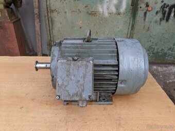 ELEKTROMOTOR 2,2 kW, 700 ot/min