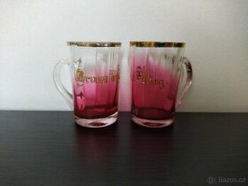 Starožitné skleněné poharky
