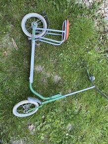 Staré, historické kolo, kolobezka