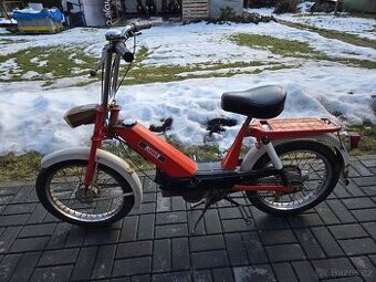 Babetta 207 s kartičkou, červená původní 4.