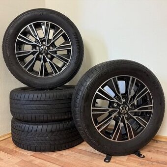 VW MULTIVAN T7 5x120 R17 ET60+LETNÍ 235/55R17 7/6mm
