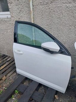 Škoda octavia 3 iii prave predni dvere LF9E