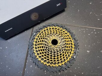 Kazeta SRAM XX1 10-52 zlatá - jako nová, 200km