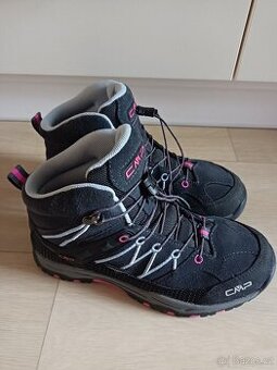 Kotníkové boty CMP