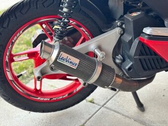Výfuk Leo Vince na Honda PCX125