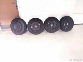 letní pneu Ford Mondeo I včetně ocelových disků