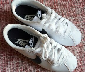 Sportovní boty Nike,vel.36,5