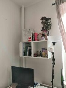Poličky Ikea