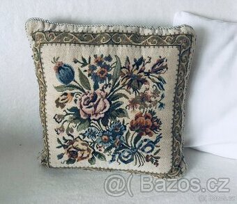 Retro polštář 35x35cm
