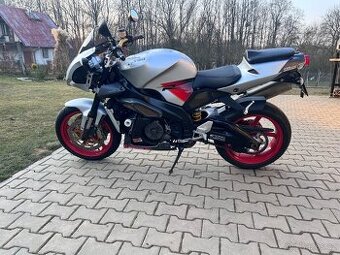 Aprilia Tuono RSV 1000 92.kw