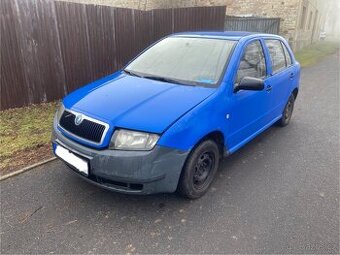 ŠKODA FABIA 1.2 HTP MODRÁ 4402 DÍLY
