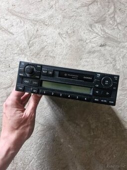 Radio gamma golf 4