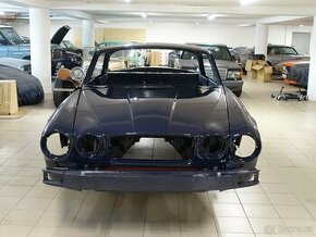 Karoserie Jaguar XJ6C 1976 po renovaci