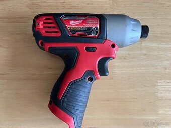 Milwaukee M12 Nový Impact Driver kompaktní na prodej