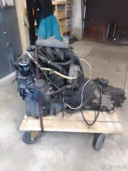 Motor Om601