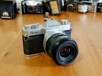 Fotoaparát TOPCON Unirex (Olympus 35-70) - 1969