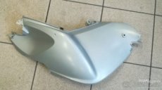 Pravý kryt nádrže BMW K 1200 R