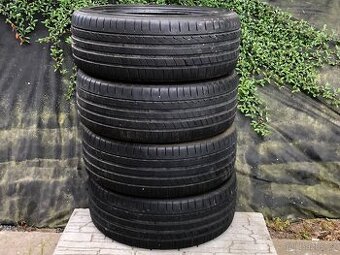 225/45r18