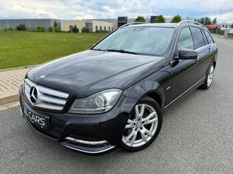 MERCEDES-BENZ C200 CGI //2011 7G XENON NAVIGACE PANORAMA