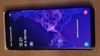 Samsung Galaxy S9.