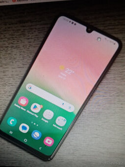 Prodám Samsung Galaxy A33 5G 6/128GB, černý, bes nabiječki b