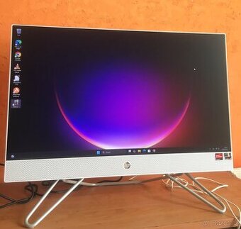 HERNÍ ALL IN ONE PC / TOP STAV / + NOVÉ PŘÍSLUŠENSTVÍ