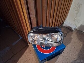 predni světlo golf 4