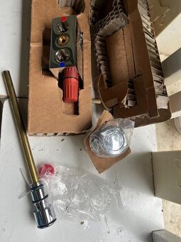 Danfoss VHX mono, termostatický ventil, připojovací sada