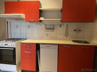 Pronájem 2+1, 50m2, Vršovice, byt po částečné rekonstrukci