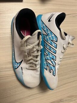 Akce 1+1zdarma tarfové kopačky vel.36,5 a sálovky vel.37