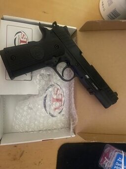 Pistole CO2 STI duty one