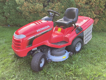 Zahradní traktor Honda 2417