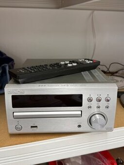 Zesilovac denon