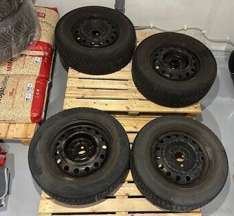 Plechové disky Kia 5.5Jx15 ET47 5x114.3 + zimní pneu