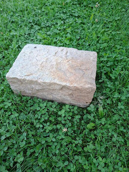 Prodám žulové kvadry