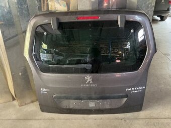 Peugeot partner - kufr. dveře. Otv. sklo.