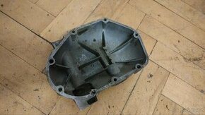 Kryt motoru Tatran manet