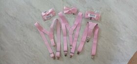 2x sada růžové kšandy/šle a růžový motýlek