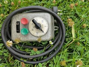 Retro časový spínač