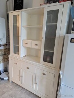 Bílá skříň 200x145x45cm CZ