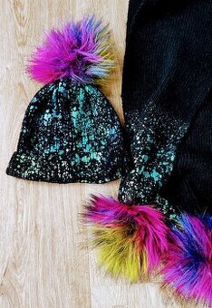 Prodám dívčí čepice a šálu 5-11 let