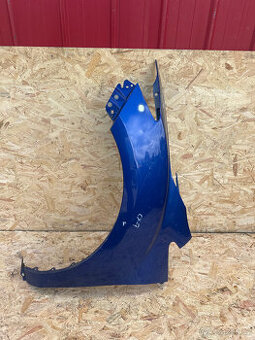 PRODÁM LEVÝ BLATNÍK MAZDA CX-7