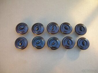 BAKELITOVÉ VYPINAČE DO ZDI kus 150Kč