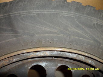 Prodám zimní pneu 195/60 R16