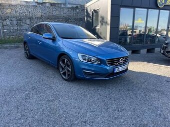 Volvo S60 2015